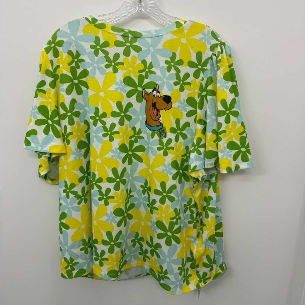 Scooby-Doo Floral Print Short Sleeve Tee